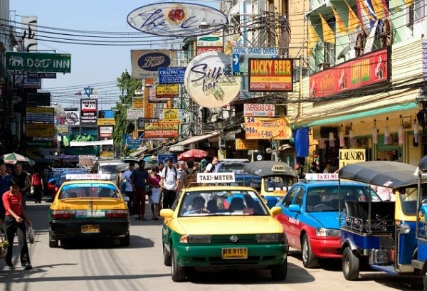 Nữ sinh Anh bị cưỡng hiếp tập thể tại Th&aacute;i Lan 3