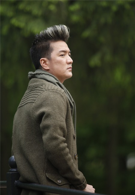 Mr Đ&agrave;m nối g&oacute;t Thu Minh, H&agrave; Hồ từ chối The Voice 2013 3