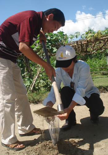 Bệnh &lsquo;lạ&rsquo; lại b&ugrave;ng ph&aacute;t dữ dội tại Quảng Ng&atilde;i 8