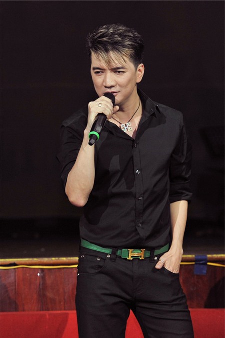 Mr Đ&agrave;m nối g&oacute;t Thu Minh, H&agrave; Hồ từ chối The Voice 2013 2