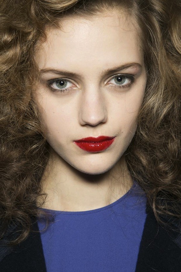 Những xu hướng trang điểm l&yacute; tưởng từ s&agrave;n diễn Thu/Đ&ocirc;ng 2013 23