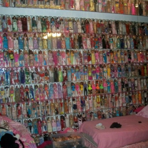 Người đ&agrave;n &ocirc;ng sở hữu bộ sưu tập hơn 2000 con b&uacute;p b&ecirc; 4