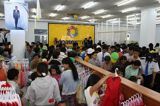 Quay lưng với h&agrave;ng Trung Quốc, người Việt chọn thời trang Việt 2