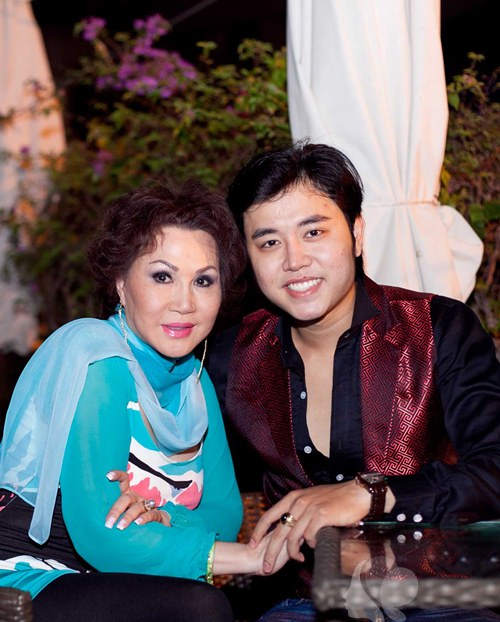 Vũ Ho&agrave;ng Việt: "Muốn ở b&ecirc;n Yvonne Th&uacute;y Ho&agrave;ng suốt đời" 2