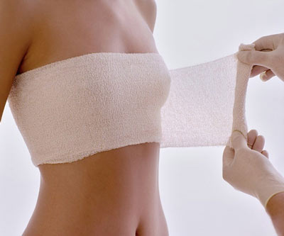 FDA khuy&ecirc;n thận trọng trước khi quyết định n&acirc;ng ngực 1