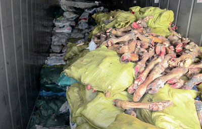 Thịt ng&acirc;m h&oacute;a chất, g&agrave; nh&aacute;i, kẹo, rượu giả&hellip; n&oacute;ng trong tuần 5