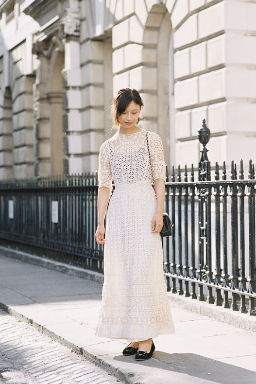 B&iacute; quyết chọn v&aacute;y theo d&aacute;ng người cho tiệc năm mới 4