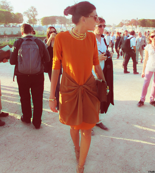 Zoom v&agrave;o phong c&aacute;ch của 10 bi&ecirc;n tập vi&ecirc;n thời trang nổi tiếng 48