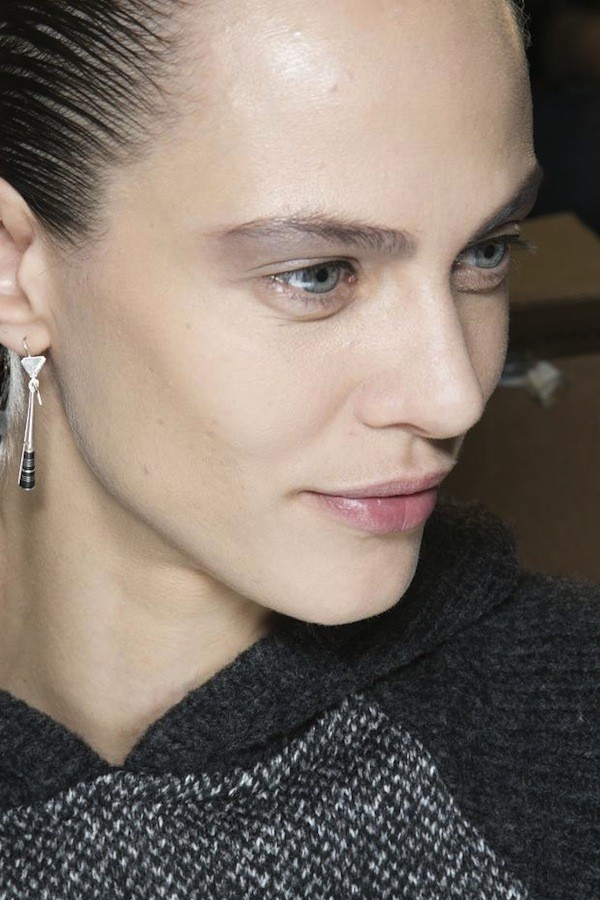 Những xu hướng trang điểm l&yacute; tưởng từ s&agrave;n diễn Thu/Đ&ocirc;ng 2013 27