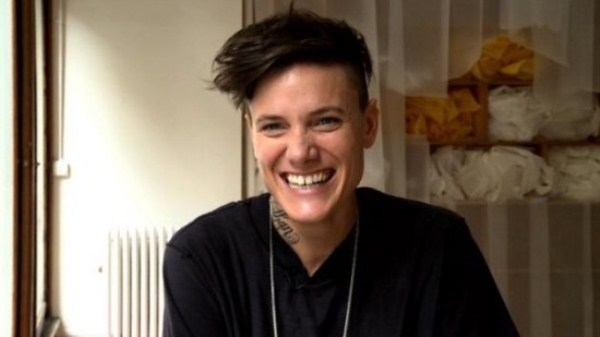 Những phụ nữ c&oacute; ngoại h&igrave;nh "chuẩn man" 8