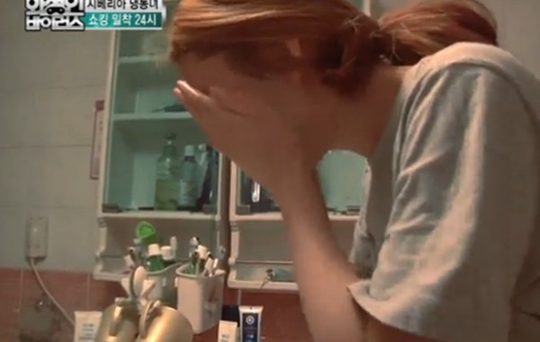 "B&agrave; ch&uacute;a Tuyết" th&iacute;ch tắm nước đ&aacute; trong thời tiết -16 độ 7