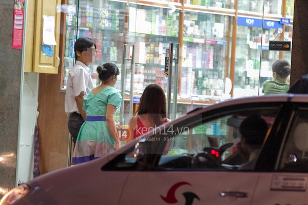 Hương Tr&agrave;m lộ vẻ mệt mỏi trước đ&ecirc;m Chung kết The Voice 6