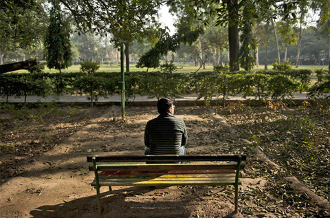 Chuyện t&igrave;nh của c&ocirc; g&aacute;i Ấn bị hiếp d&acirc;m tập thể 1