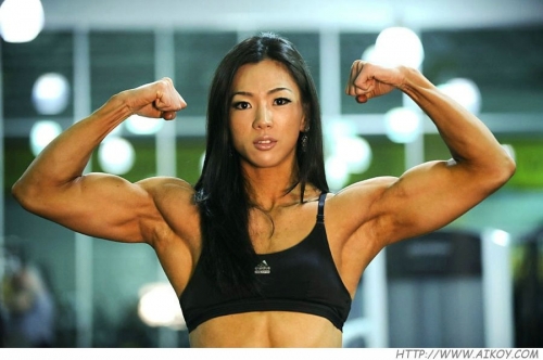 Những phụ nữ c&oacute; ngoại h&igrave;nh "chuẩn man" 4