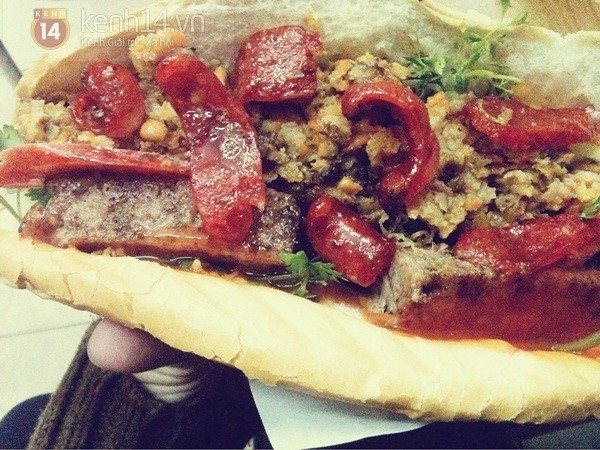 "Th&egrave;m thuồng" trước những h&agrave;ng b&aacute;nh m&igrave; ngon nổi tiếng H&agrave; Nội 9