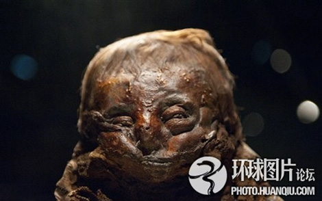 Những x&aacute;c ướp trẻ em lạ l&ugrave;ng nhất thế giới 3