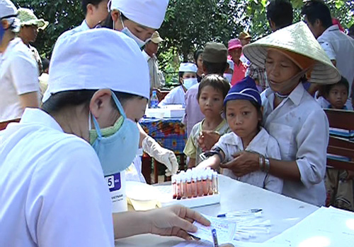 Bệnh &lsquo;lạ&rsquo; lại b&ugrave;ng ph&aacute;t dữ dội tại Quảng Ng&atilde;i 6