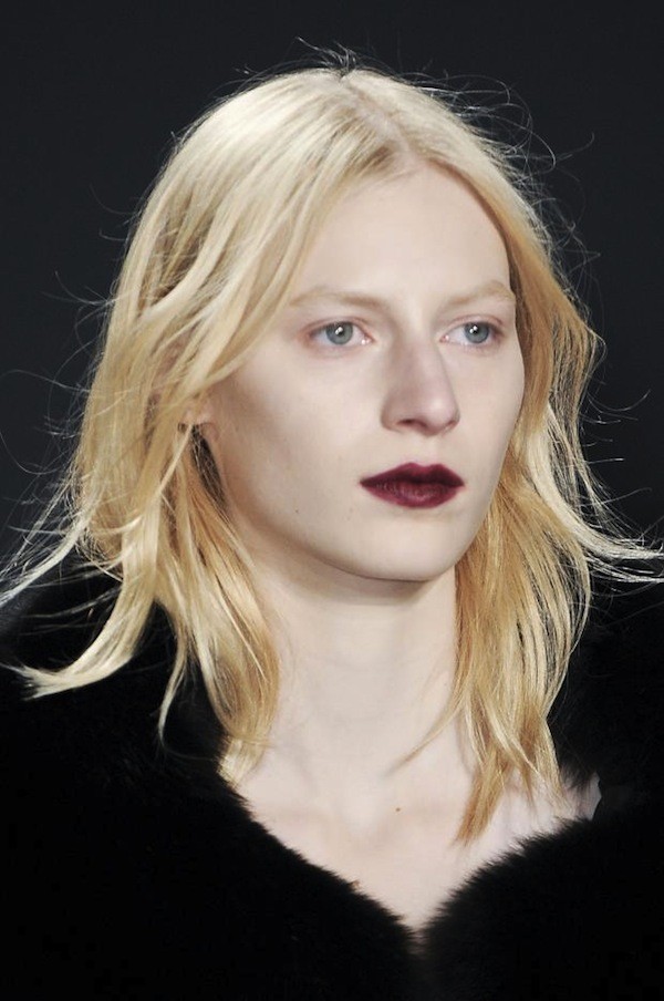 Những xu hướng trang điểm l&yacute; tưởng từ s&agrave;n diễn Thu/Đ&ocirc;ng 2013 13