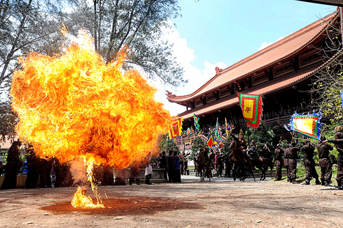 Những h&igrave;nh ảnh cuối c&ugrave;ng của Phương "kh&oacute;i lửa" 15