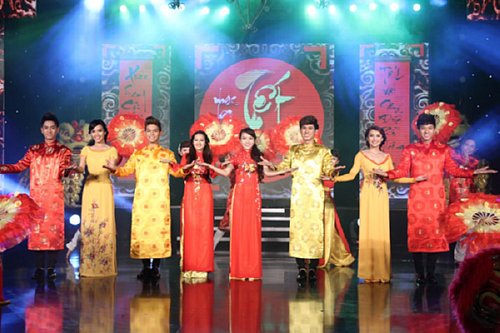 Những ca kh&uacute;c d&agrave;nh nghe trong ng&agrave;y Tết 3