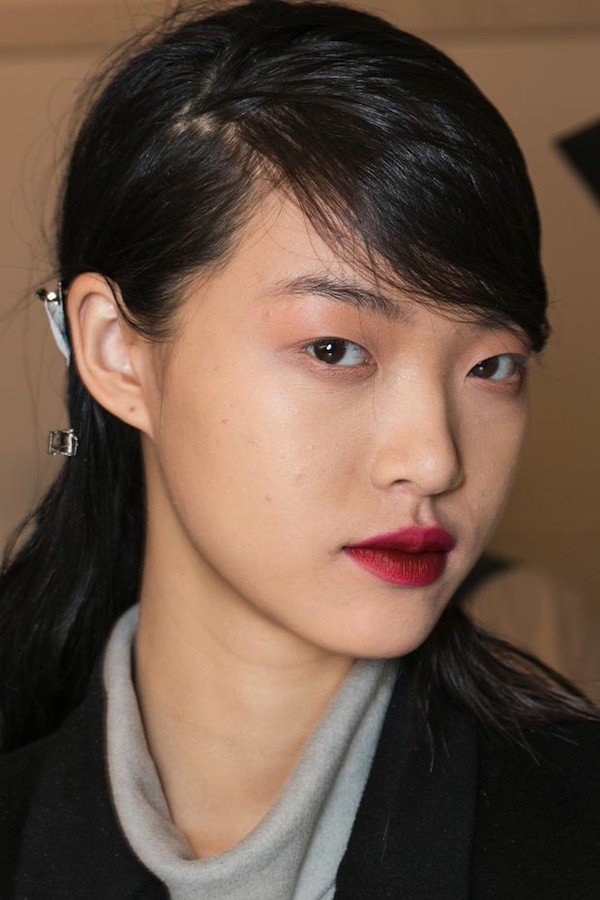 Những xu hướng trang điểm l&yacute; tưởng từ s&agrave;n diễn Thu/Đ&ocirc;ng 2013 11