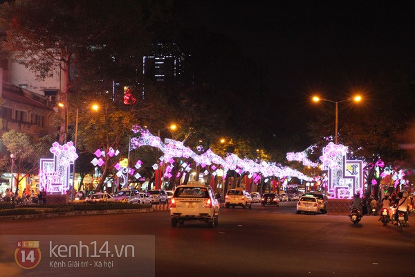 TP. HCM tuyệt đẹp về đ&ecirc;m 17