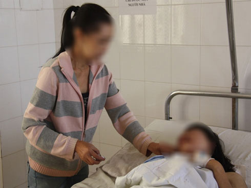 Bị cấm cưới, đ&ocirc;i nam nữ tự thi&ecirc;u trong kh&aacute;ch sạn 1