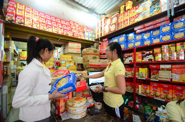 Thị trường b&aacute;nh kẹo, mứt Tết: H&agrave;ng nội chiếm ưu thế 5