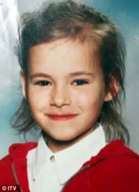 Nữ chuyển giới th&agrave;nh nam để đ&iacute;nh h&ocirc;n với bạn mẹ 1