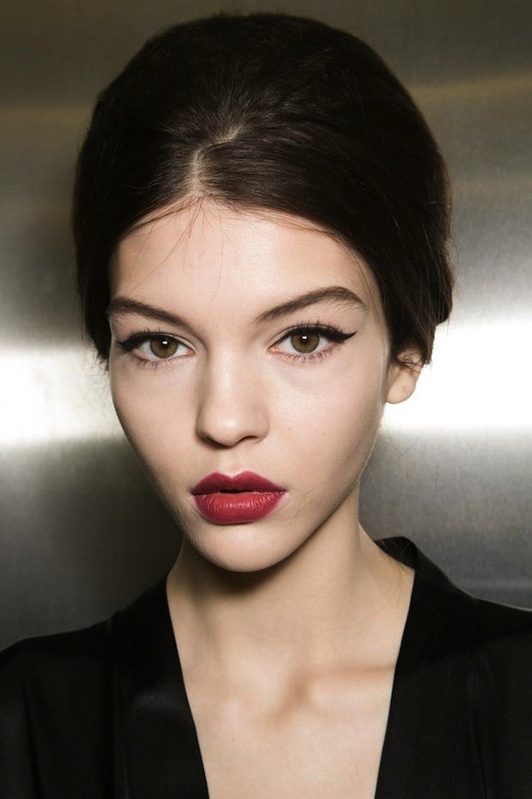 Những xu hướng trang điểm l&yacute; tưởng từ s&agrave;n diễn Thu/Đ&ocirc;ng 2013 32
