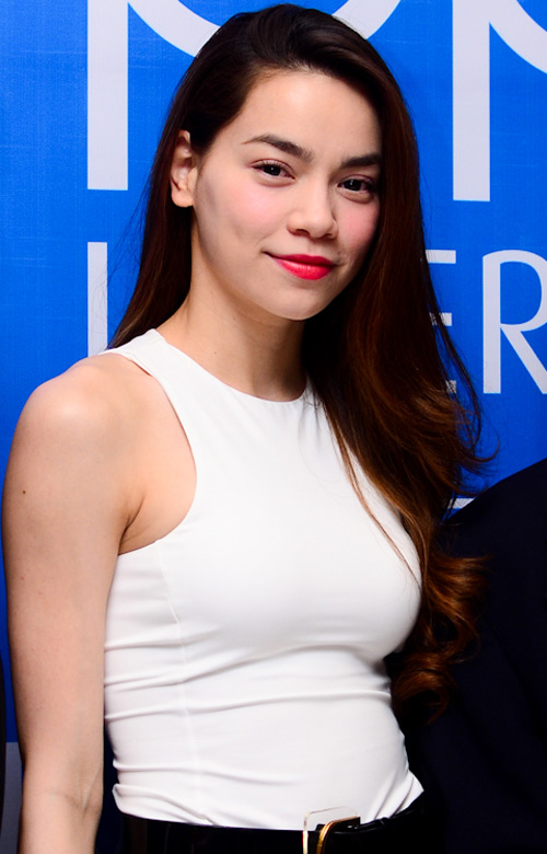 H&agrave; Hồ: "T&ocirc;i v&agrave; mẹ chồng kh&ocirc;ng cần chứng minh t&igrave;nh cảm" 2