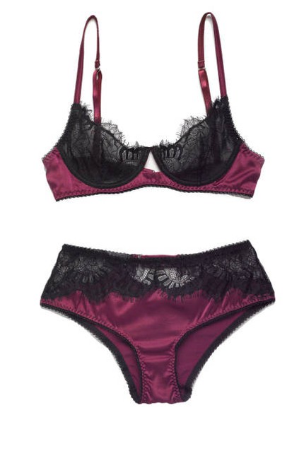 Mẫu nội y mới nhất theo cung ho&agrave;ng đạo 9