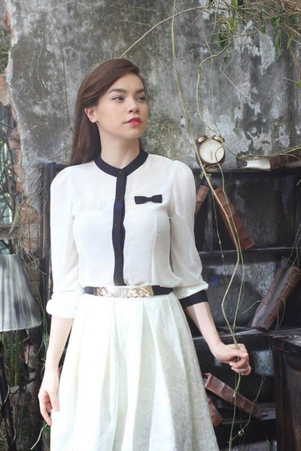 Diện đồ trắng s&agrave;nh điệu cả tuần c&ugrave;ng sao Việt 3