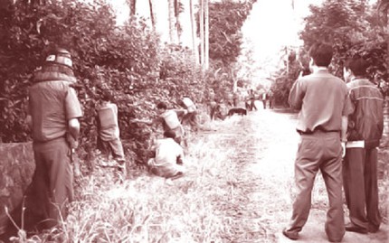 Cuộc đời t&ecirc;n tr&ugrave;m bu&ocirc;n 815 b&aacute;nh heroin 1
