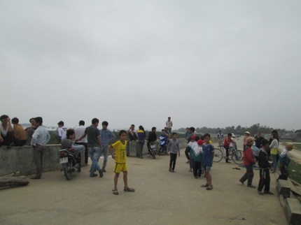 Nghi nổ b&igrave;nh gas, 4 người mất t&iacute;ch, 5 người bị thương 3