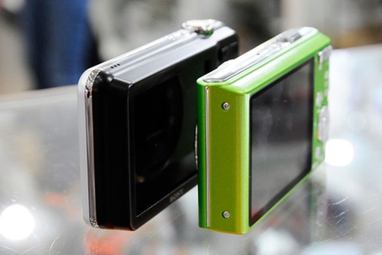 2 mẫu m&aacute;y ảnh gi&aacute; rẻ của Sony về Việt Nam 5