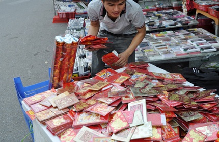 H&agrave; Nội bắt đầu nhộn nhịp sắm Tết 4