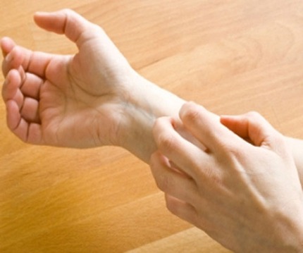 Bệnh vi&ecirc;m da v&agrave; những biến chứng khủng khiếp  1
