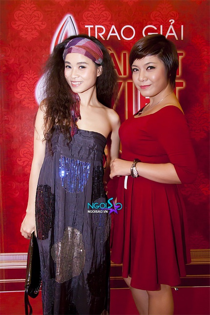 Những ph&uacute;t "mất điểm" của Sao Việt  2