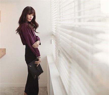 Biến tấu mới lạ với sơ mi kẻ sọc cho n&agrave;ng c&ocirc;ng sở 6