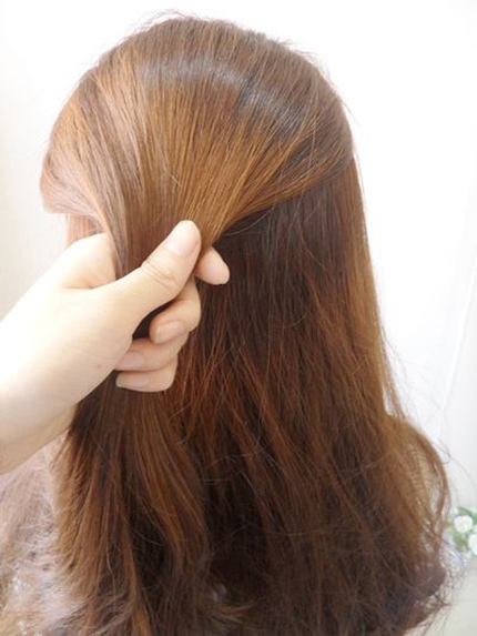 T&oacute;c cuộn đẹp v&agrave; đơn giản cho bạn g&aacute;i 2