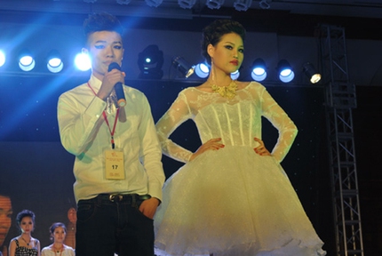 Đ&atilde; t&igrave;m được Qu&aacute;n qu&acirc;n của "Đẹp c&ugrave;ng C&acirc;y cọ v&agrave;ng" lần thứ nhất 4