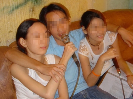 Khi cửu vạn 'độ' th&agrave;nh d&acirc;n chơi  2