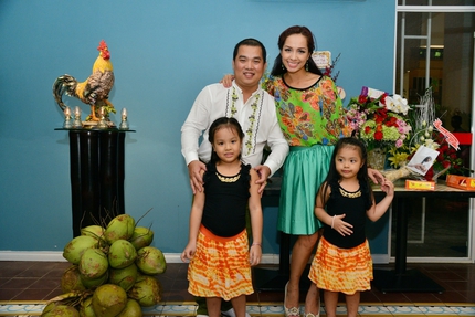 Showbiz Việt: Những cặp đ&ocirc;i "chồng thấp vợ cao" 7