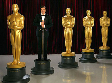 Ben Affleck nghẹn ngào nhận Oscar cho ‘Phim hay nhất’ 10