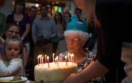Choáng với những cái "nhất" của cụ bà 105 tuổi 4