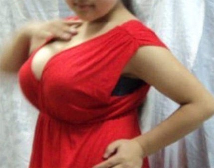 X&oacute;t l&ograve;ng những b&eacute; con bị trở th&agrave;nh phụ nữ 4