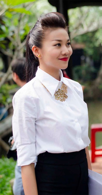 H&uacute;t hồn trang phục gợi cảm của si&ecirc;u mẫu Thanh Hằng  17