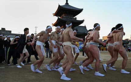Cận cảnh lễ hội "khỏa thân" ở Nhật Bản 12