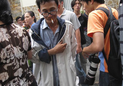 Người tho&aacute;t nạn kể lại vụ nổ l&agrave;m 10 người chết 3